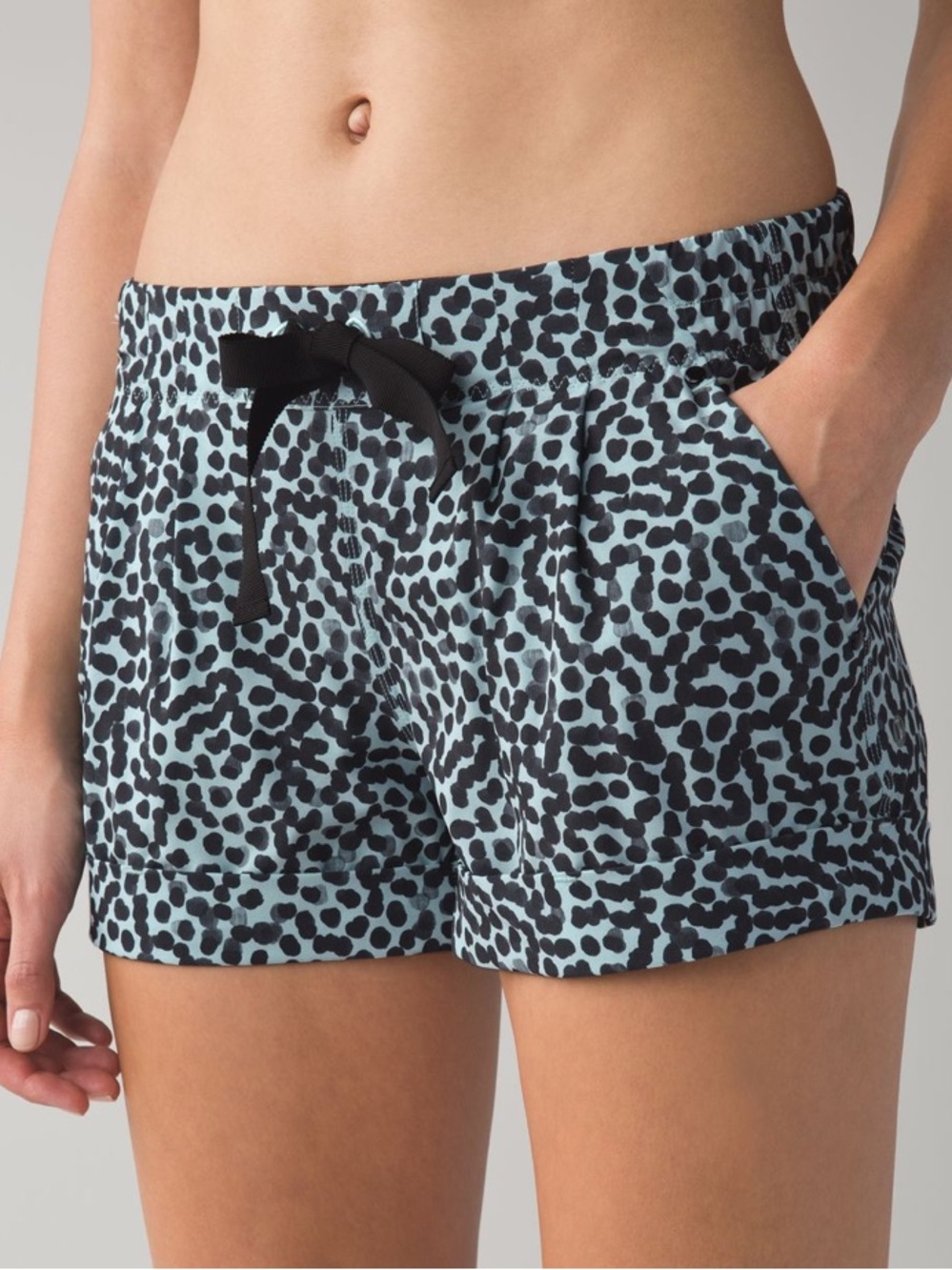 lululemon athletica vintage Spring Break Short 4” Mint Green and Black Leopard